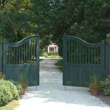 Bahamas Driveway Gate
