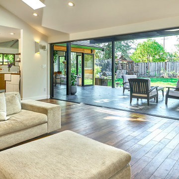 NanaWall Glass Walls Transform CA Home into Seamless Indoor-Outdoor Retreat