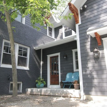 Modern Farmhouse with Clapboard Siding in Bexley, OH