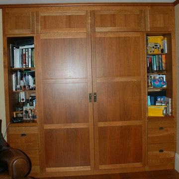 Built-in Murphy Bed