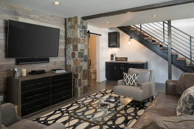 Inspiration for an industrial home design remodel in Albuquerque
