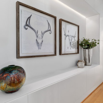 Putter Lane Primary Suite, Multiple Baths, Closets