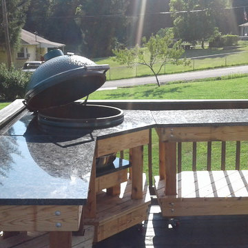 Green Egg Smoker Table