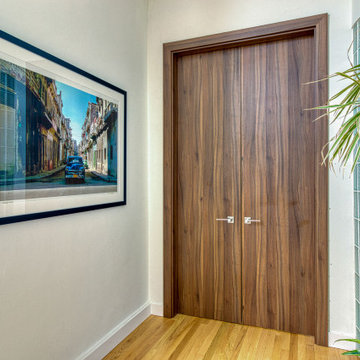 Glenview Haus Eco Veneer Modern Interior Doors Gallery Project | DBEV-DEC