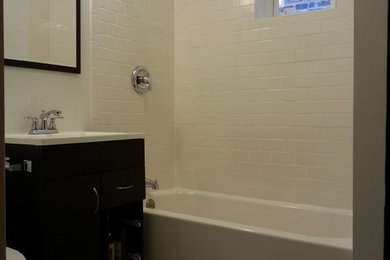 Example of a classic bathroom design in Chicago