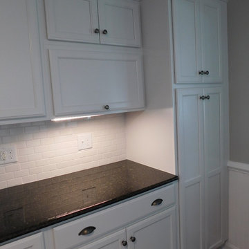 Classic Coastal Kitchen Elegance