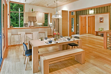 PILLAR / ELEMENTS Strand Woven Bamboo Flooring - Honey