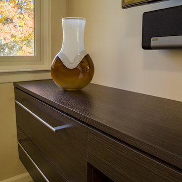 Wall Mounted Desk in Dual Purpose Home Office
