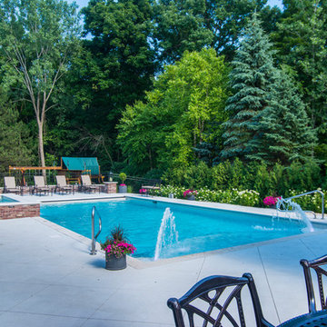 Northeast Chicagoland Swimming Pool and Hot Tub
