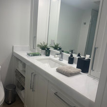 CC1 Hall Bath