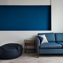 Houzz Tour: A Couple's Flat is a Cool Blue Haven