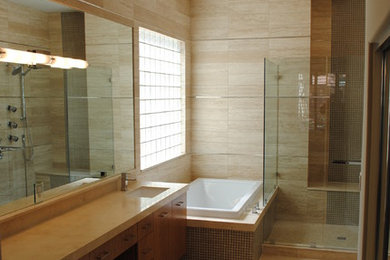 Example of a trendy bathroom design in Phoenix
