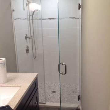 U.S.FRAMLESS GLASS SHOWER DOOR