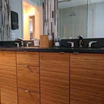 919 Green Bathrooms