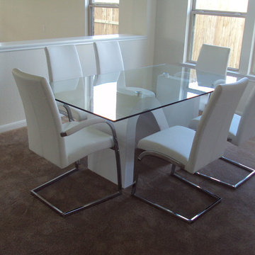 Dali Table & Alberti Dining Chairs
