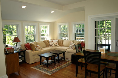 Example of a classic sunroom design in New York