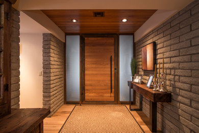 Entryway - 1960s entryway idea in Phoenix