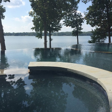 Vanishing Edge View from Spa : strategically placed for sunsets