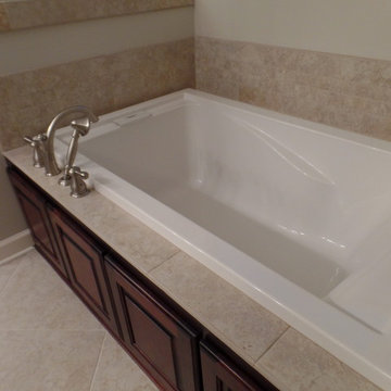 Estanaula Master Bathroom