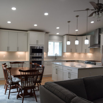 Spacious Kitchen with Ample Storage