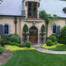 Neighborhood Entrance