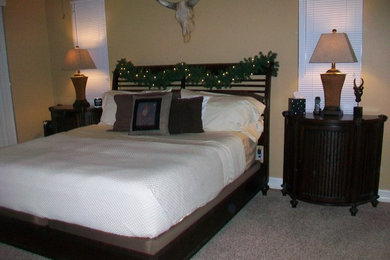 Elegant bedroom photo in Miami