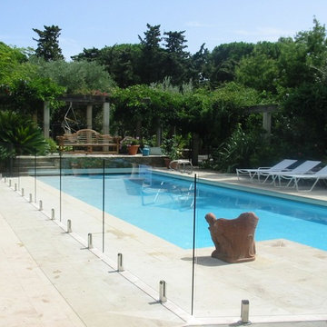 Glass Pool Fencing 1