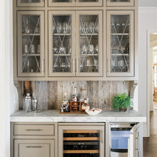 Bar - hutch
