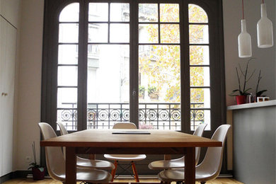 Idée de décoration pour une salle à manger bohème.