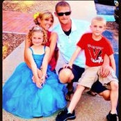 Shandi Schropp's photo
