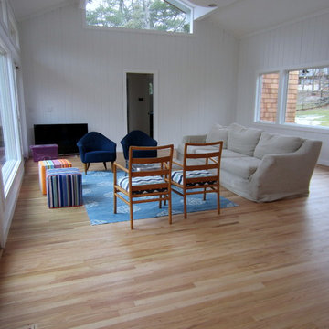 EAST HAMPTON 2 1/4" RED OAK INSTALLED & FINISHED W BONA AMBERSEAL AND TRAFFIC HD