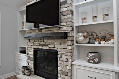 Inspiration for a country family room remodel in Minneapolis