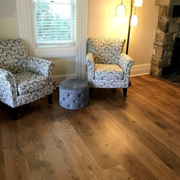 BLUE POINT: 8" COUNTRY GRADE WHITE OAK INSTALLED/FINISH GOLDEN OAK + TRAFFIC HD