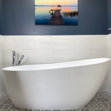 East York Semi 3rd Floor Addition - Soaker Tub