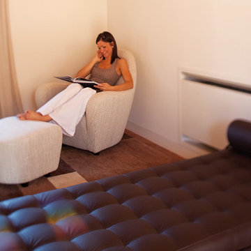 FORTUNA Club Chair & HAERO Daybed