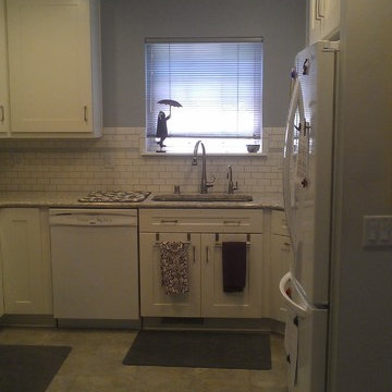 Functional kitchen from 1990's Frustration