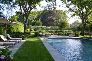 Inspiration for a contemporary exterior home remodel in New York