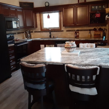 Classy Traditional Kitchen Remodel