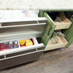 Kitchen Accessories - Kitchen Cupboard Organisers