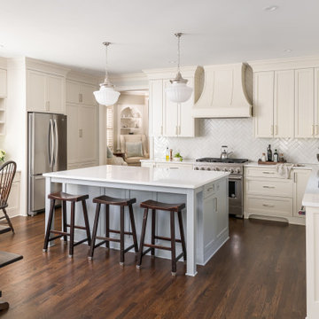 Transitional Cottage Kitchen - Atlanta