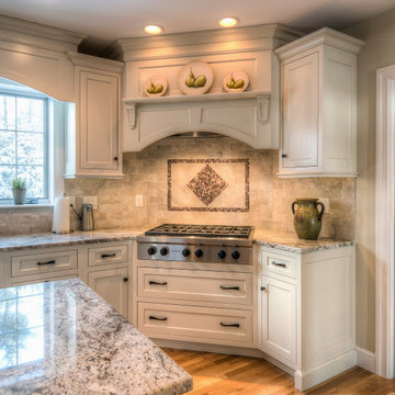 Custom Shaker Style Kitchen
