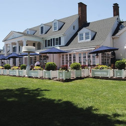 Resort Planters and Decorative Structures - Outdoor Pots And Planters