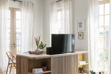 Example of a danish living room design in New York