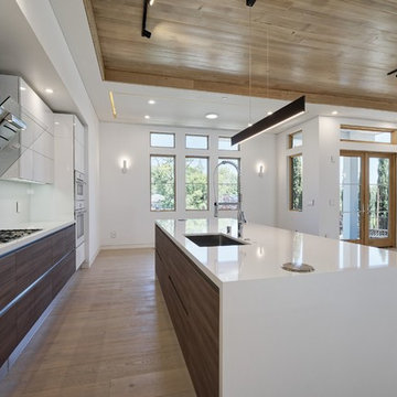 1500 Los Altos Drive