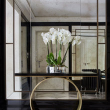 Sophisticated Dining / Foyer Area