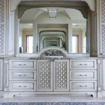 Upper Canyon Family Estate