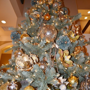 MY 2014 CHRISTMAS TREE, REINDEER & TABLE SETTINGS
