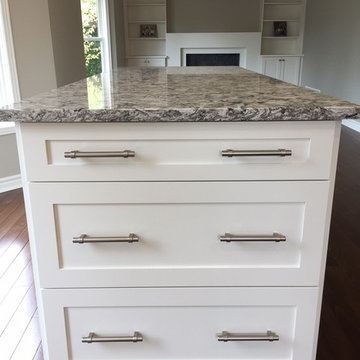 White Kitchen's 2