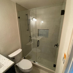 Hawk - San Diego - Shower Doors