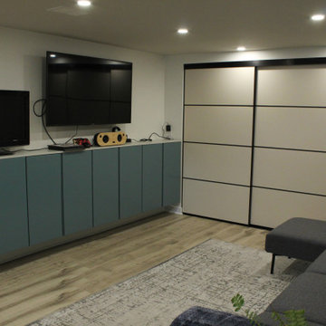 Lyndale Family Room